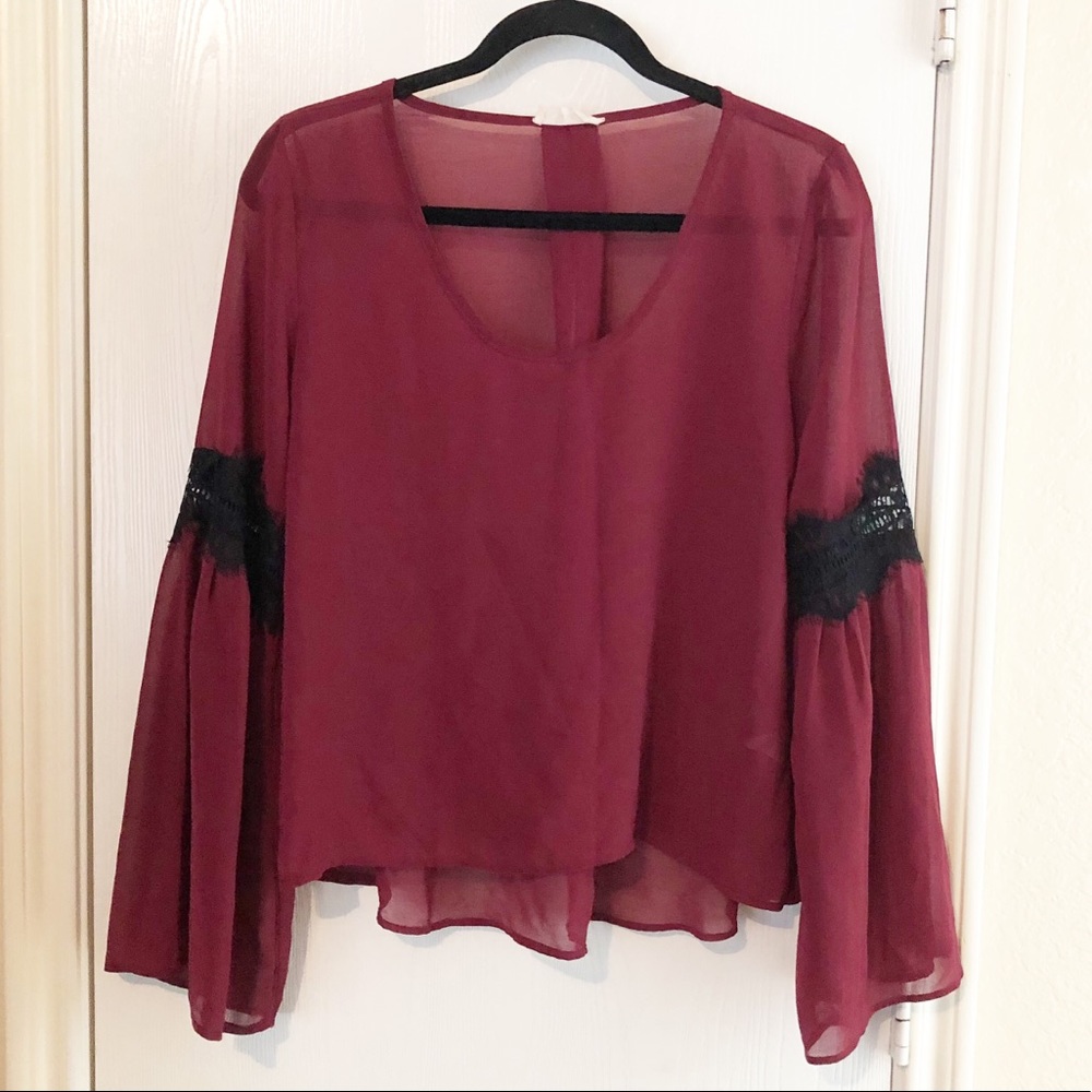 🔥SALE [Millibon] Shear Bell Lace Sleeve Pullover Blouse